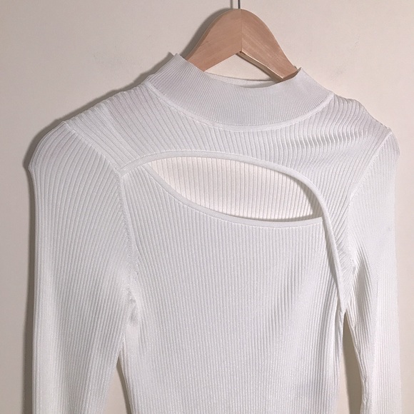 BABATON | M Imprint Cut Out Long Sleeve Top White - Picture 9 of 12